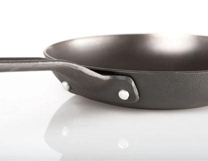 GUIDECAST FRYING PAN 8