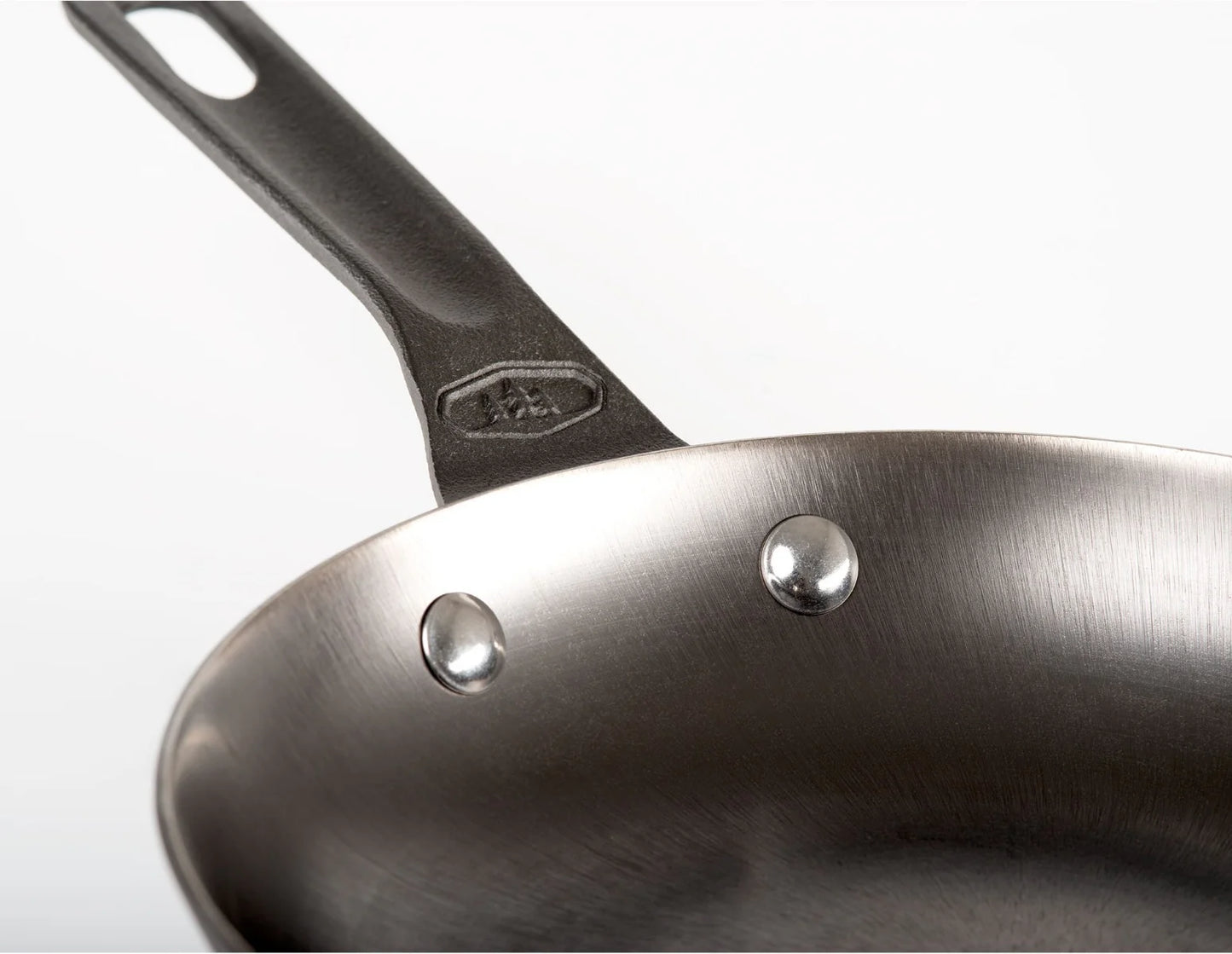 GUIDECAST FRYING PAN 8